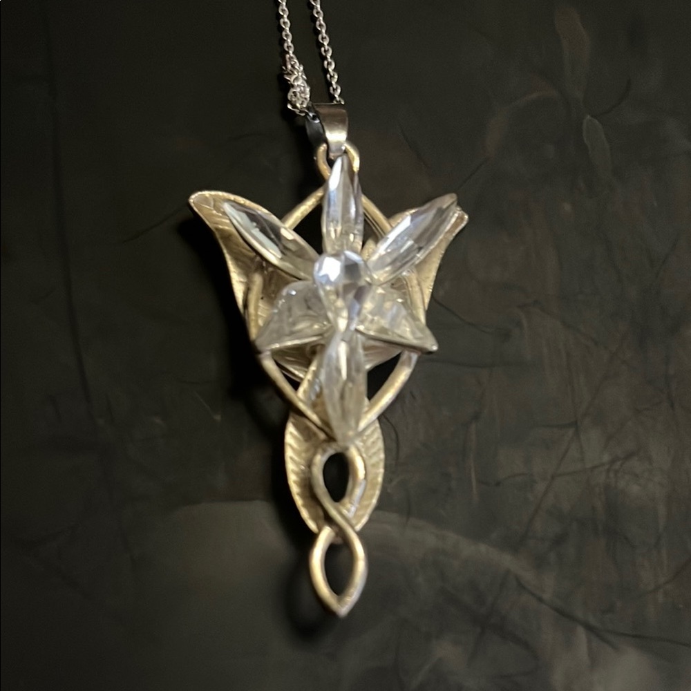 Lord of the rings arwen pendant  Pendant with Crystal Flower Design